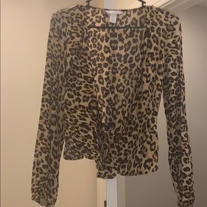 CHEETAH PRINT WRAP SHIRT